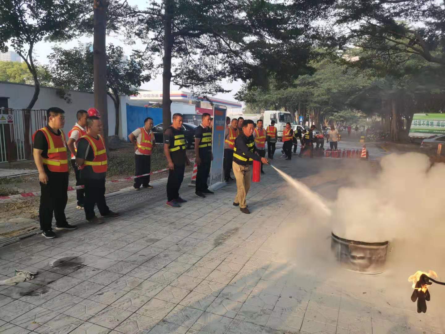 “安全第一，预防为主”之消防安全演练